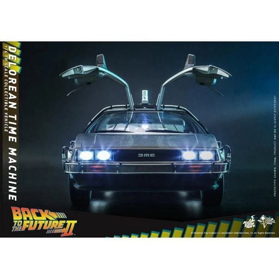 Hot Toys MMS636 1:6 Back to the Future II - DeLorean Time Machine