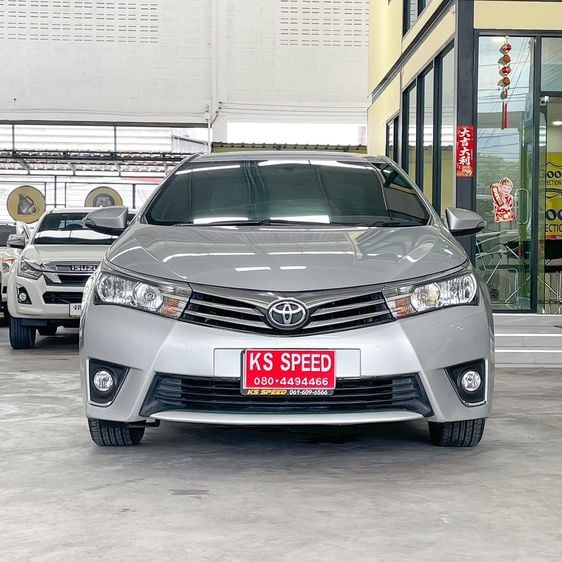 Toyota Altis 2016 1.6 G Sedan เบนซิน ไม่ติดแก๊ส เกียร์อัตโนมัติ ขาว รูปที่ 2