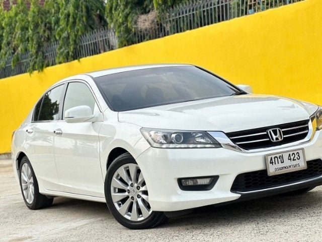 Honda Accord 2015 2.0 EL Sedan เบนซิน ไม่ติดแก๊ส เกียร์อัตโนมัติ ขาว