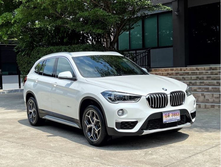 BMW X1 2018 1.5 sDrive18i xLine Utility-car เบนซิน ไม่ติดแก๊ส เกียร์อัตโนมัติ ขาว