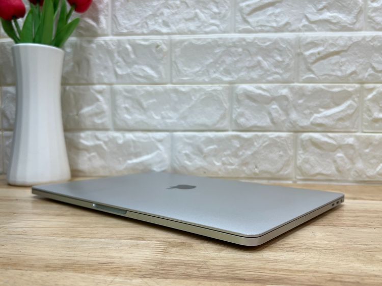 MacBook Pro 13.3-inch,2017 Four Thunderbolt 3 ports Ram16gb SSD256gb Silver  รูปที่ 6