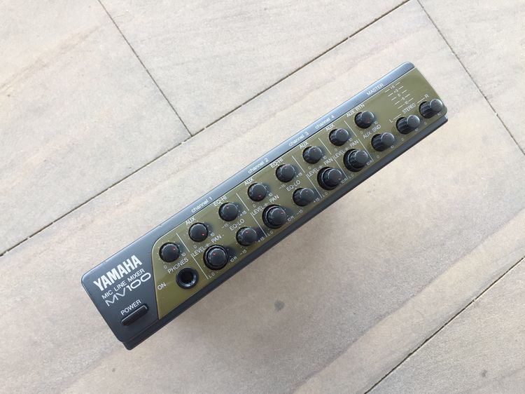 Yamaha MV100 Four Channel MIC Line Mixer (Made in Japan) รูปที่ 2