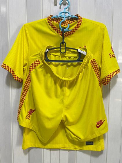 เสื้อเจอร์ซีย์ Liverpool Football Club ไม่ระบุ เหลือง เสื้อลิเวอร์พูลแท้