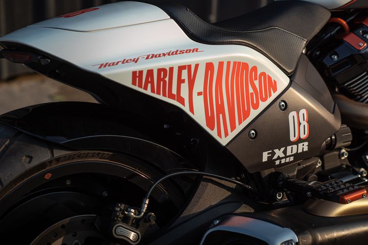 Harley FXDR รูปที่ 16