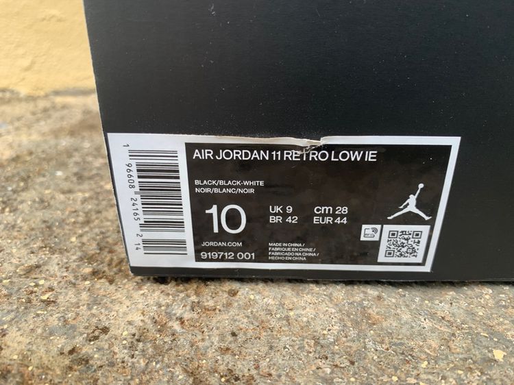 Air Jordan 11 low IE รูปที่ 8