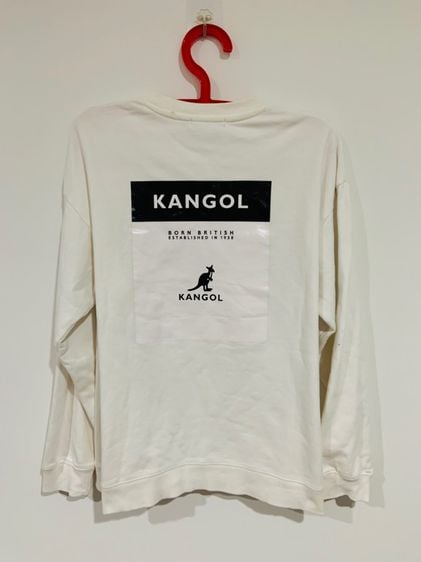 เสื้อกันหนาว KANGOL แท้ 💯 size S ขนาด อก 22 ยาว 26.5 นิ้ว สภาพใหม่มาก สีขาวเนื้อผ้าดีมากนิ่มใส่สบาย หายากน่าสะสมครับ