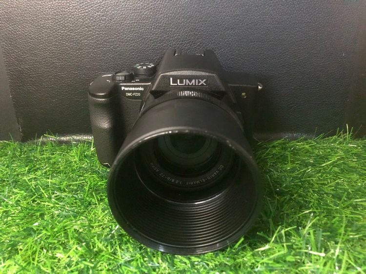 Panasonic กล้องคอมแพค Lumix fz 20