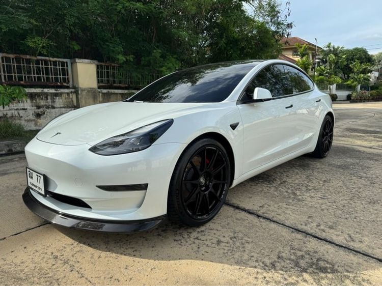 รถ Tesla Model-3 Performance 4WD สี ขาว