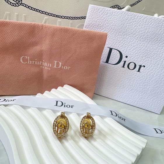ต่างหู Christian Dior ของแท้ รูปที่ 2