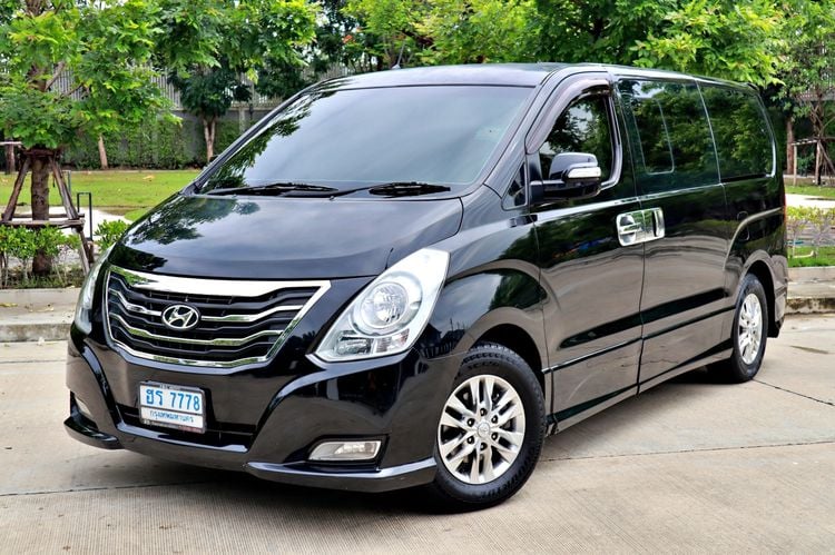Hyundai H-1  2014 2.5 Elite Plus Van ดีเซล ไม่ติดแก๊ส เกียร์อัตโนมัติ ดำ