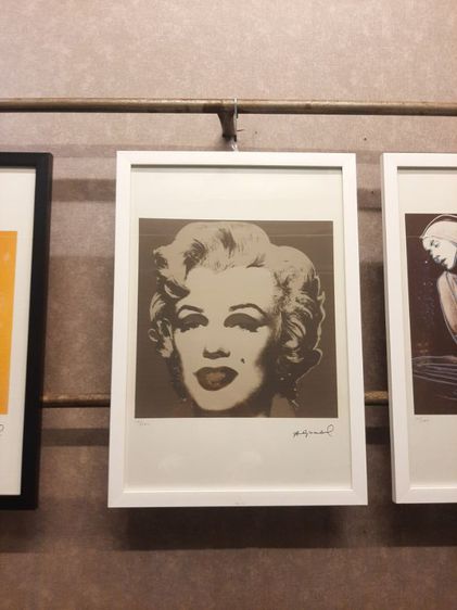 งานศิลปะ, ภาพปริ๊น ของ ศิลปิน Andy Warhol . รูปที่ 3