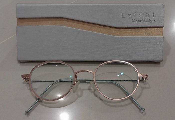 อื่นๆ แว่นสายตา กรอบแว่นตา Leicht Mono Design Titanium