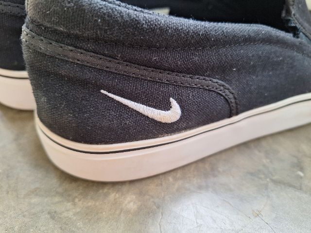 โล๊ะๆรองเท้า Nike สีดำ Slip on
 รูปที่ 9
