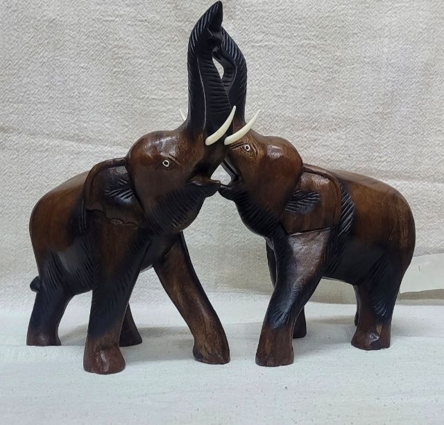 ช้างไม้10นิ้ว 12นิ้ว งวงชูงวงลง(ราคาต่อ2ตัว) ช้างคู่มงคลช้างเสริมฮวงจุ้ย ฟรีค่าส่ง รูปที่ 11