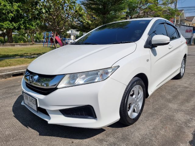 Honda City 2015 1.5 V i-VTEC Sedan เบนซิน ไม่ติดแก๊ส เกียร์อัตโนมัติ ขาว รูปที่ 4