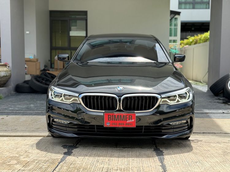 BMW Series 5 2018 520d Sedan ดีเซล ไม่ติดแก๊ส เกียร์อัตโนมัติ ดำ รูปที่ 2