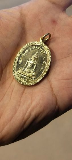 เหรียญ หลวงพ่อเขียน หลังหลวงพ่อคง วัดโพธิ์ทอง ชัยนาท กระไหล่ทองสวยมาก รูปที่ 7