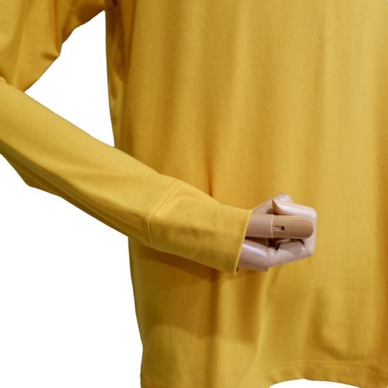 Uniqlo เสื้อแขนยาว เสื้อคอกลม สเวตเตอร์ ผ้านิ่ม ยืดหยุ่นดี ไม่หนา ใส่สบาย ระบายอากาศได้ดี (สีเหลือง)▫️รหัสสินค้า UYL-62 รูปที่ 3