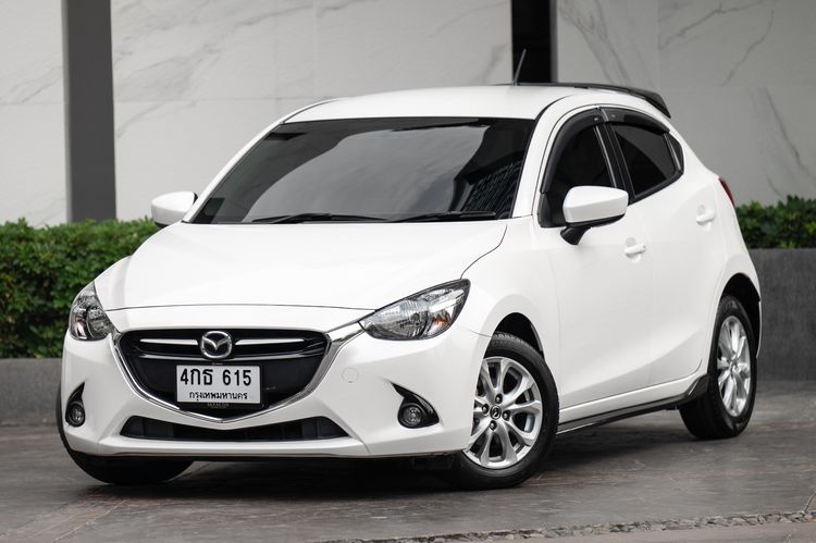 Mazda Mazda 2 2015 1.3 High Plus Sedan เบนซิน ไม่ติดแก๊ส เกียร์อัตโนมัติ ขาว