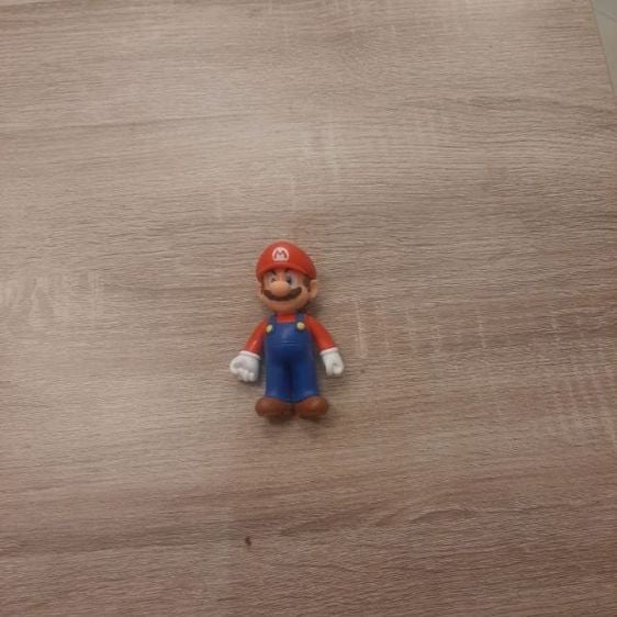 ตุ๊กตา Mario เหมาะสำหรับสะสม