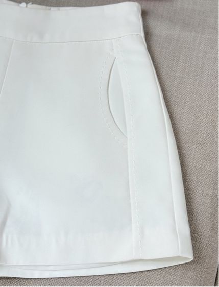 ❌❌ขายแล้วค่ะ ❌❌ เสื้อ playboyของแท้ มาพร้อมกางเกงขาวนำเข้างานดีมากของใหม่ค่ะ ในราคาคุ้มๆ รูปที่ 7