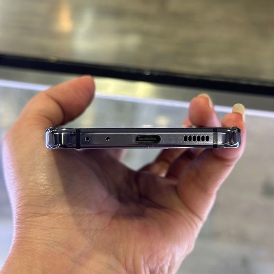 Samsung Z Flip5 512GB สีดำ เครื่องนอก เมนูไทย สภาพสวยมาก มีรอยมุมบนเล็กๆ จอ6.7นิ้ว แรม8รอม512 Snap8 Gen2 เครื่องใช้งานดีเยี่ยม🔥🔥 รูปที่ 5