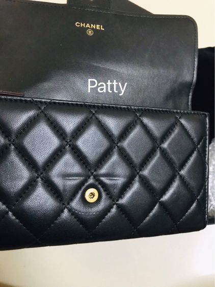 กระเป๋าตัง Chanel แบรนด์เนมแท้ CHANEL Long Flap Wallet Lambskin Leather รูปที่ 4