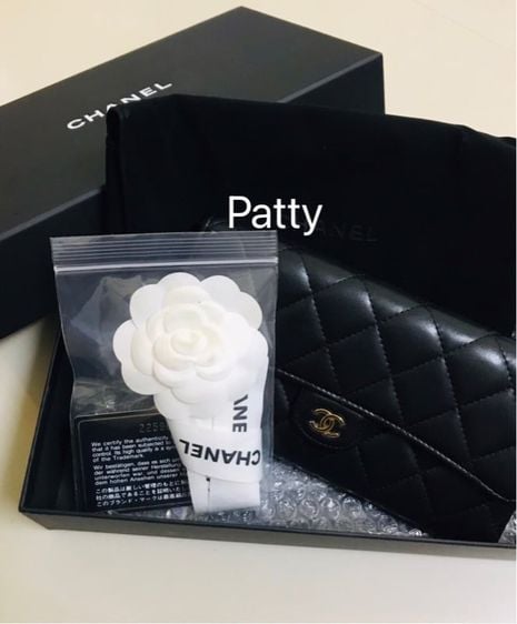 กระเป๋าตัง Chanel แบรนด์เนมแท้ CHANEL Long Flap Wallet Lambskin Leather รูปที่ 1