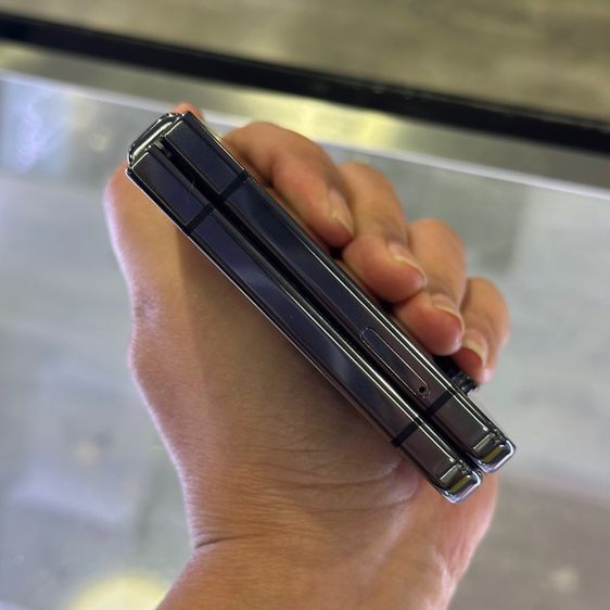 Samsung Z Flip5 256GB สีดำ เครื่องศูนย์ สภาพสวย จอ6.7นิ้ว แรม8รอม256 Snap8 Gen2 มีประกันศูนย์🔥🔥 รูปที่ 9