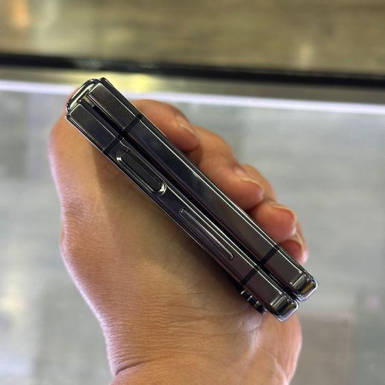 Samsung Z Flip5 256GB สีดำ เครื่องศูนย์ สภาพสวย จอ6.7นิ้ว แรม8รอม256 Snap8 Gen2 มีประกันศูนย์🔥🔥 รูปที่ 10