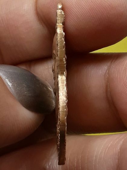 เหรียญหลวงปู่ทวด เหรียญเลื่อนสมณศักดิ์ พ.ศ.2508 วัดช้างให้ กะไหล่ทอง รูปที่ 3