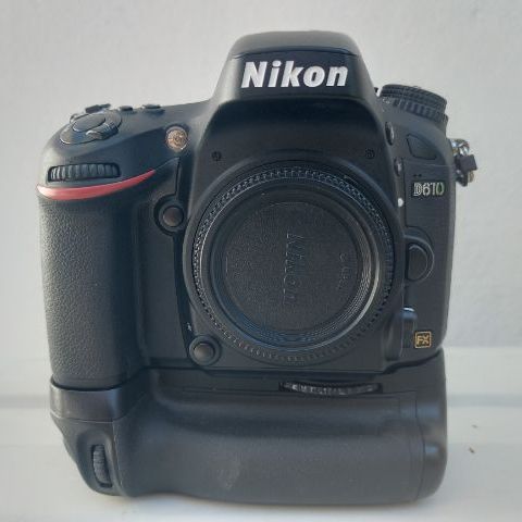 กล้อง DSLR Nikon D610