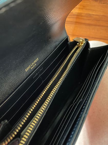 Pre-owned YSL Wallet  รูปที่ 4