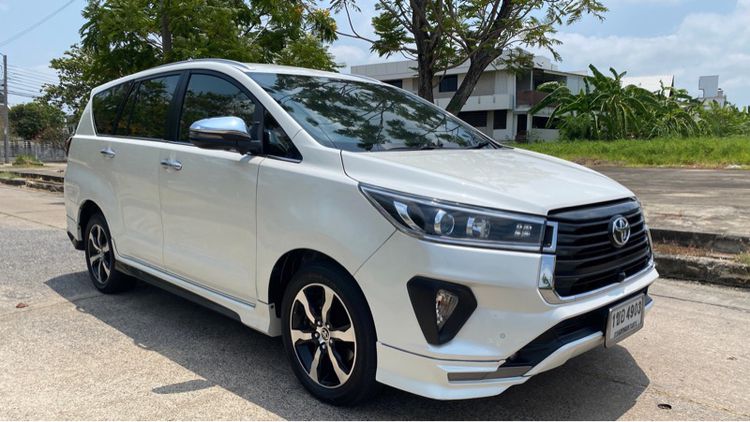 Toyota Innova 2021 2.8 Crysta Premium Utility-car ดีเซล เกียร์อัตโนมัติ ขาว รูปที่ 3