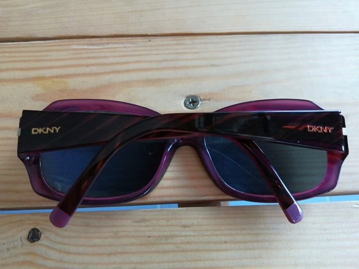 DKNY Donna Karan dy 4048 3424 กรอบแว่นแท้สวยๆ violet brown frame แว่นงาน Designer งานนำเข้าจาก USA ชิ้นนี้เป็นเลนส์ออกสีชาฟ้า เลนส์ติดค่าสาย รูปที่ 5
