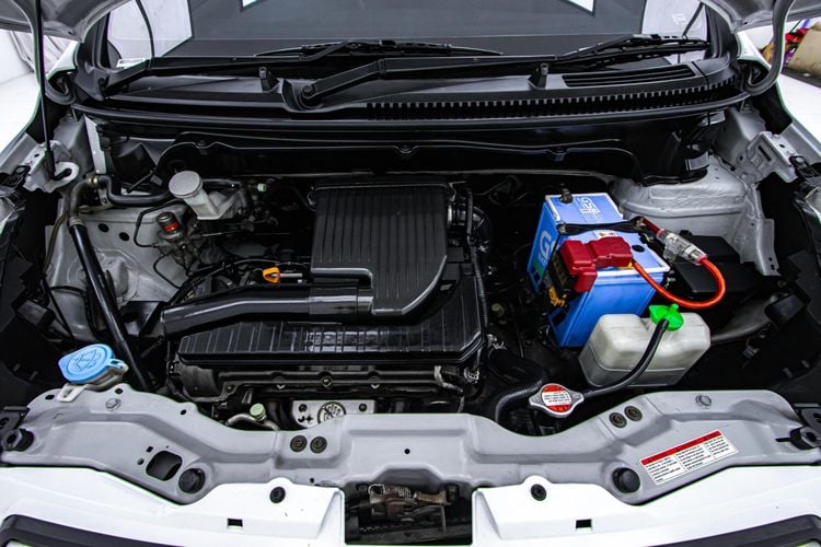 Suzuki Ertiga 2014 1.4 GL Utility-car เบนซิน เกียร์อัตโนมัติ ขาว รูปที่ 4