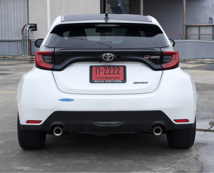 Toyota Yaris 2023 Sedan เบนซิน เกียร์ธรรมดา ขาว รูปที่ 4