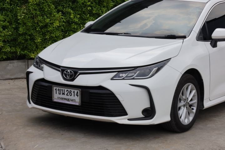 Toyota Altis 2020 1.6 G Sedan เบนซิน เกียร์อัตโนมัติ ขาว