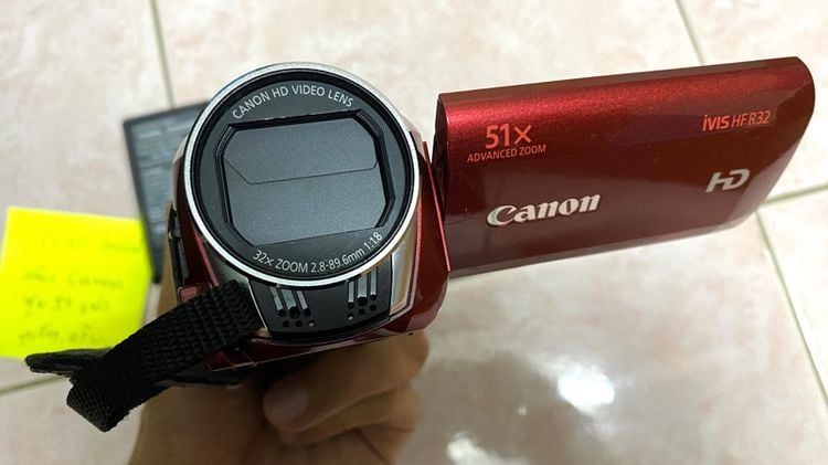 กล้องวีดีโอ Canon IVIS ใช้งานได้ครับ แถมที่ชาร์ตแบต ซูมได้ไกล 