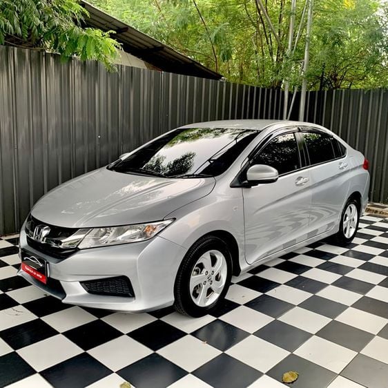Honda City 2015 1.5 V Sedan เบนซิน ไม่ติดแก๊ส เกียร์อัตโนมัติ เทา