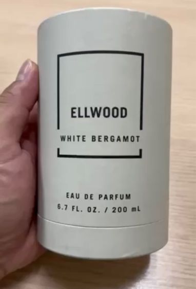 น้ำหอม Aber Ellwood White  6.7 Oz 200 ml