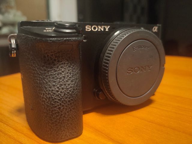 Sony A6500 แบต4ก้อน ที่ชาจ  แถมเคสเหล็ก