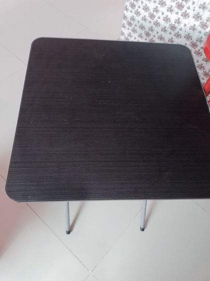 โต๊ะพับ หน้าไม้ สีดำ
