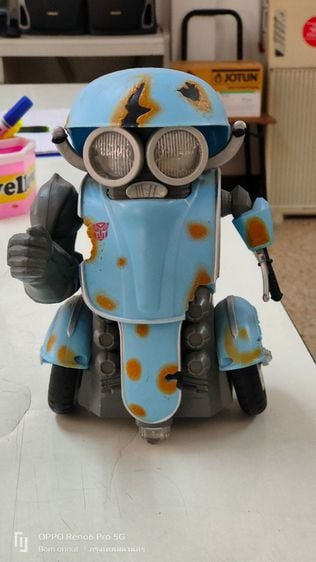 ตุ๊กตา ของเล่น หุ่นยนต์ RC Autobot ของ Sqweeks สองตัว Transformers The Last Knight Movie Vespa ไม่มีรีโมท  เหมาะสำหรับตั้งโชว์ ราคา450 รส
หุ่นยนต์ตัวสีแดงเป็นรถดับเพลิง แปลงร่างตามในรูปเลยครับ นึกชื่อไม่ออก  ตัวนี้ ราคา 250 รส