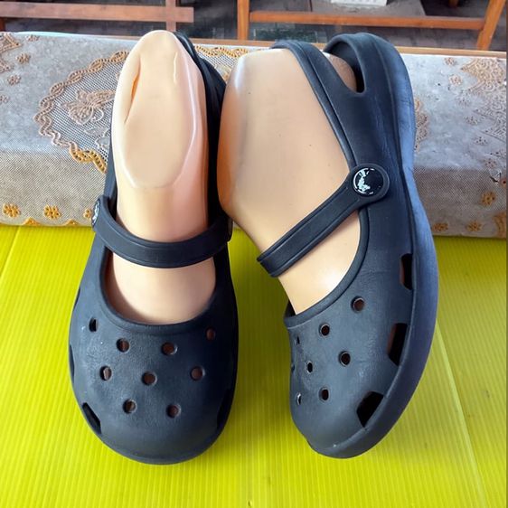 รองเท้าส้นแบน อื่นๆ UK 6 | EU 39 1/3 | US 7.5 ดำ Crocs 🐊W.8 เบอร์.39