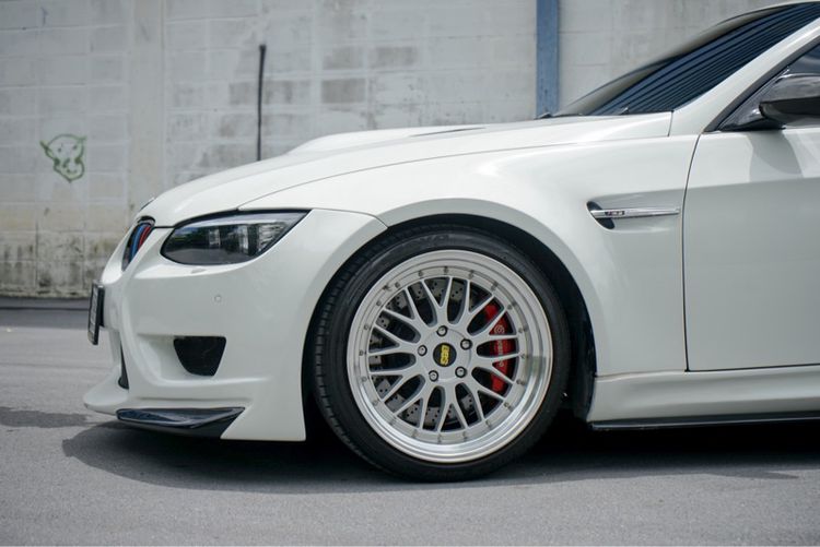 BMW Series 3 2008 325i Sedan เบนซิน ไม่ติดแก๊ส เกียร์อัตโนมัติ ขาว รูปที่ 2