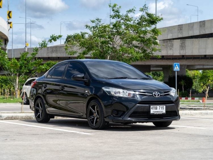 Toyota Vios 2015 1.5 J Sedan เบนซิน ไม่ติดแก๊ส เกียร์อัตโนมัติ ดำ รูปที่ 1