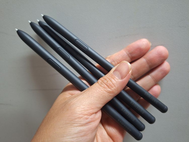ปากกา Samsung S pen แท้ ใช้งานปกติ ไม่มีรอย มีอยู่หลายแท่งคะ