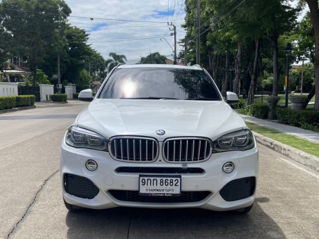 BMW X5 2018 2.0 xDrive40e M Sport 4WD Utility-car ไฮบริด ไม่ติดแก๊ส เกียร์อัตโนมัติ ขาว รูปที่ 2