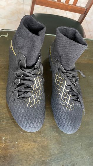 รองเท้าฟุตบอล Nike รูปที่ 3